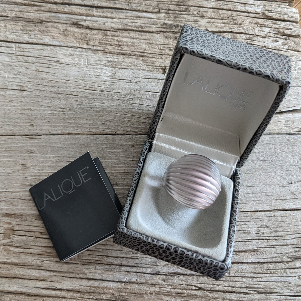 Lalique glass Nerita ring, 6-6.5